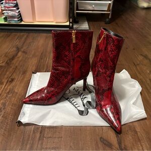 GUESS Women's Richery Stiletto Heel Ankle Boots